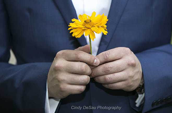 This Groom Clutched a Yellow Flower: Jaclyn and John in New Hope